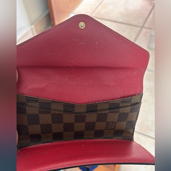 Louis Vuitton Wallet - Picture 2 of 12